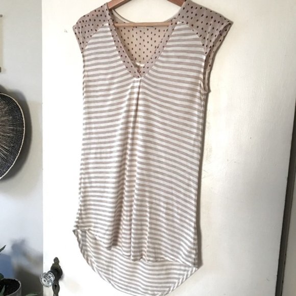 Anthro Little Yellow Button Daystripe Tee, Size XS - Picture 5 of 13